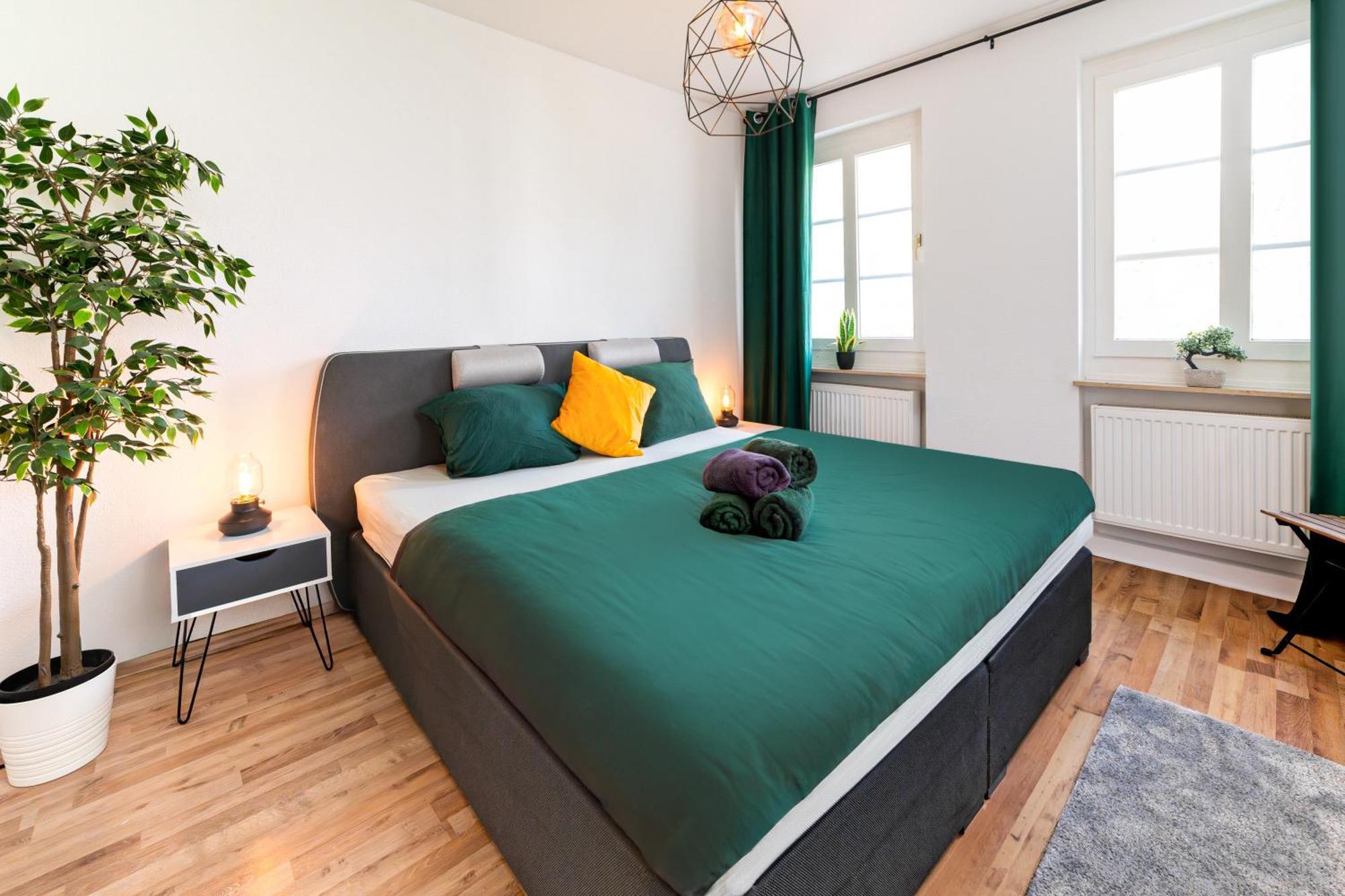 Smart Home - Wuppertal - Perfect For 6 Guests - Central - Netflix - Schwebebahn - Free Parking Zone Bagian luar foto
