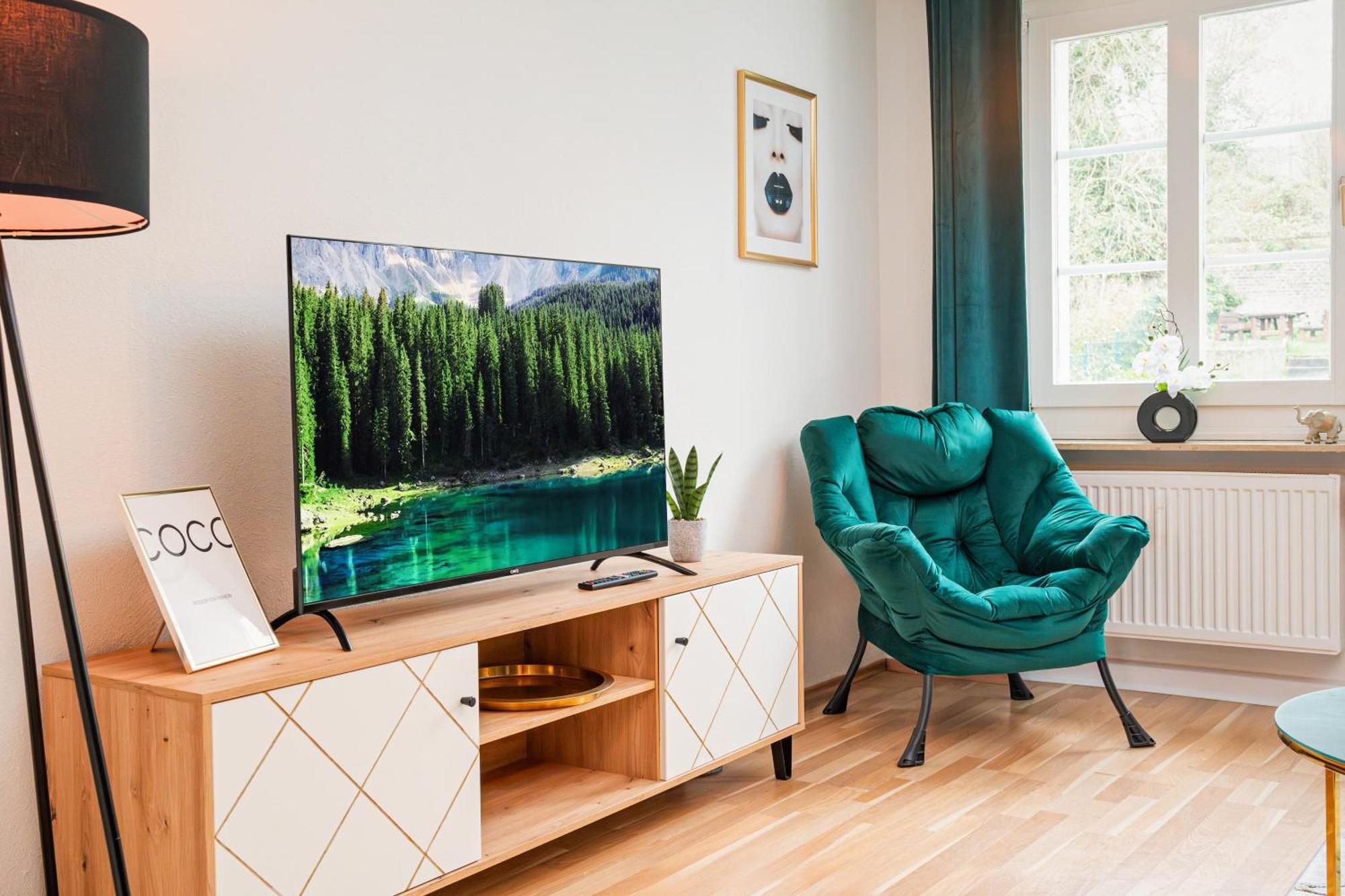 Smart Home - Wuppertal - Perfect For 6 Guests - Central - Netflix - Schwebebahn - Free Parking Zone Bagian luar foto